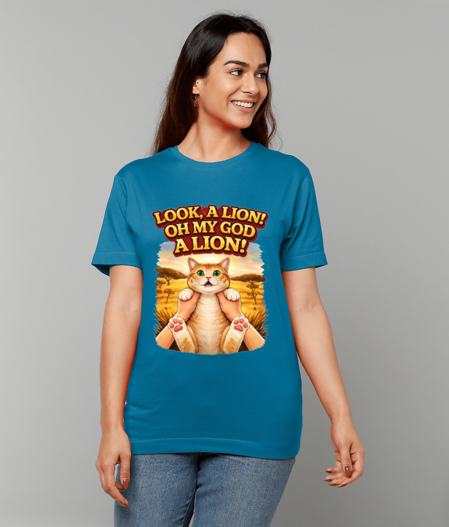 Funny Cat T Shirt Look A Lion Oh My God A Lion | Cat Lover Gift | Pet Owner Tee